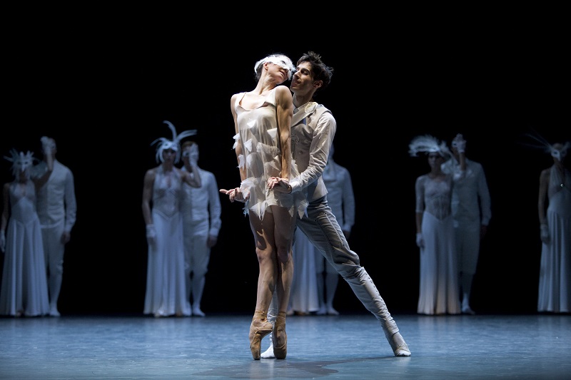 Les Ballets de Monte Carlo in LAC: After Swan Lake